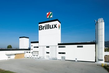 <p>Zakład produkcyjny Brillux w Malsch k. Karlsruhe: produkcja tynków, dyspersji oraz klejów proszkowych</p>