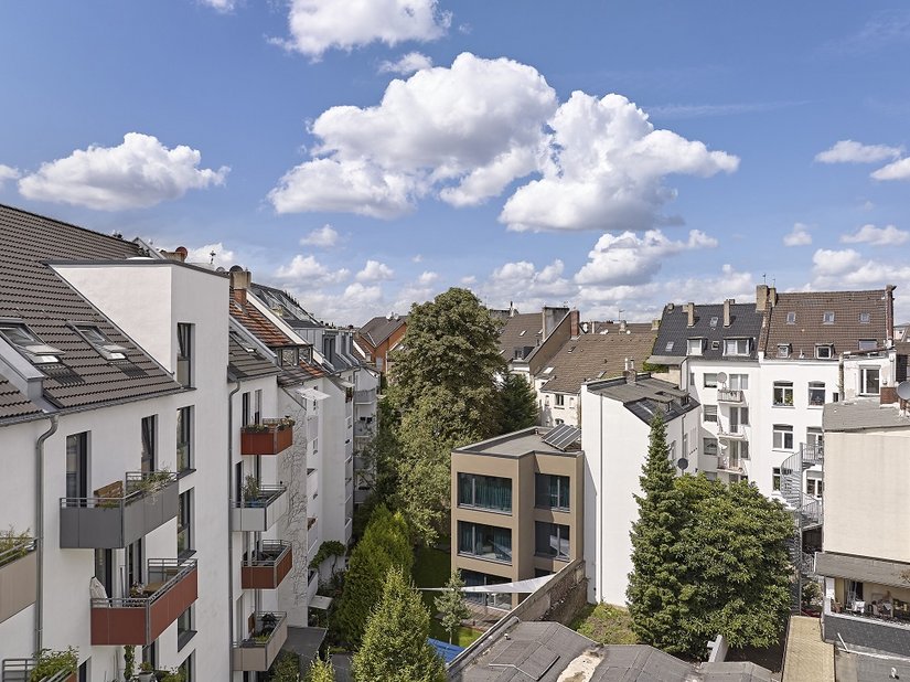 Mała działka, zróżnicowane otoczenie – i wielki sukces architektoniczny.