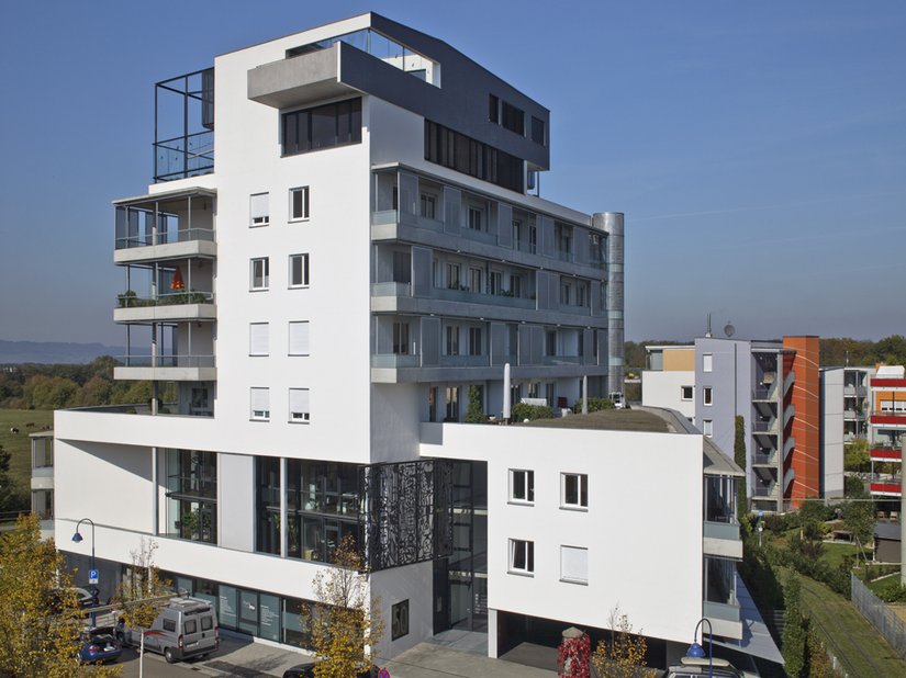 Budynek Tramturm łączy w sobie wiele różnych funkcji, rodzajów mieszkań oraz krajobrazów.