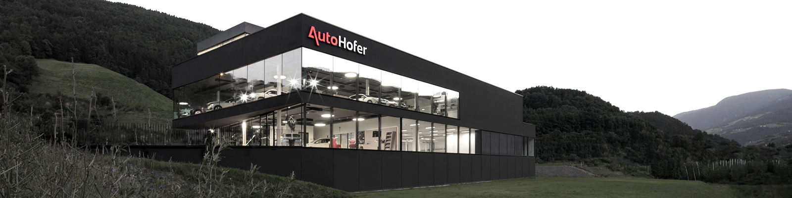 Auto Hofer, Klausen, Włochy